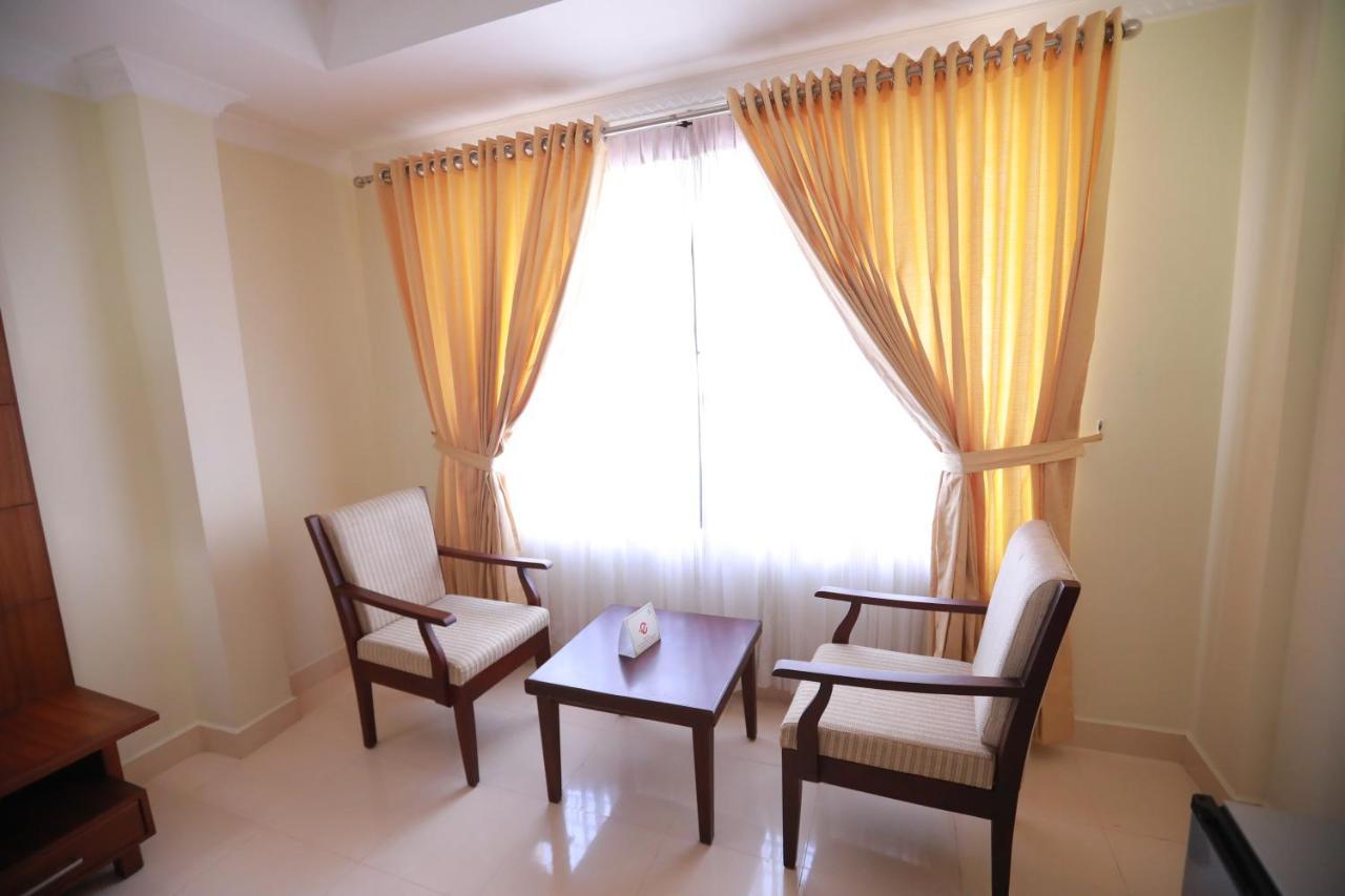 Hotel Peninsula Thrissur Экстерьер фото
